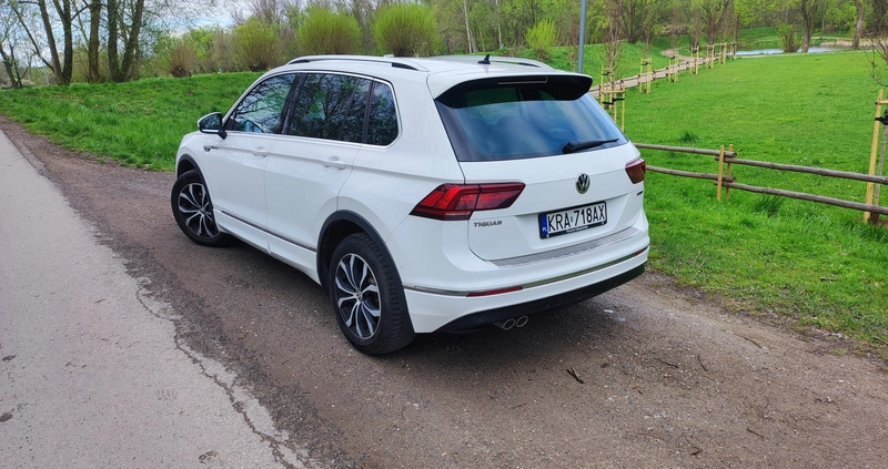 Volkswagen Tiguan cena 108900 przebieg: 180000, rok produkcji 2019 z Kraków małe 379
